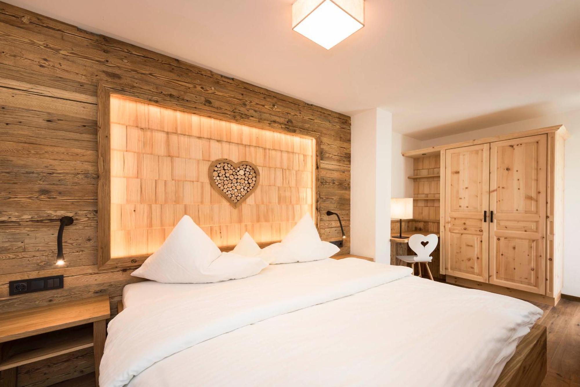 Hotel Stubaierhof Neustift im Stubaital Esterno foto