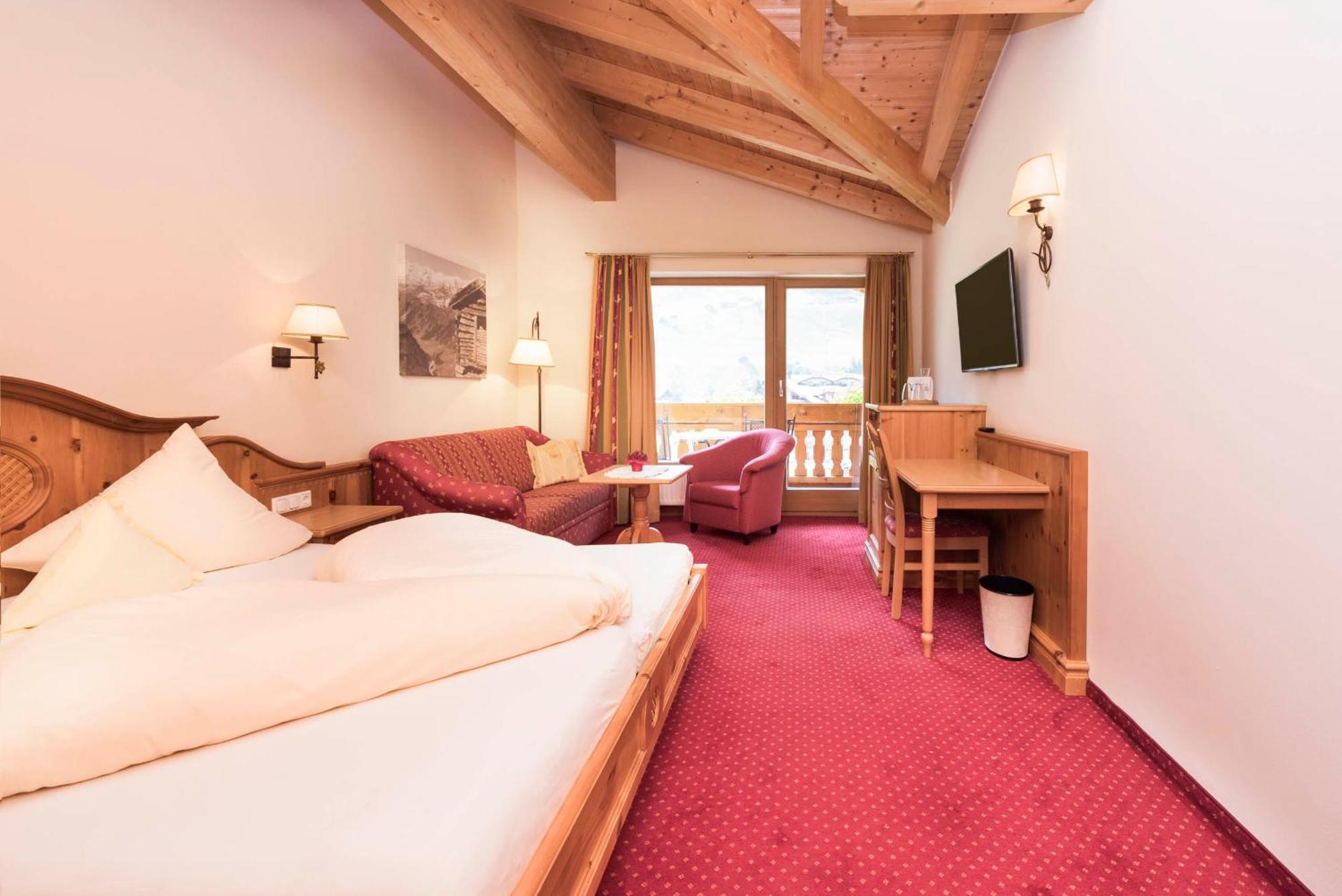 Hotel Stubaierhof Neustift im Stubaital Esterno foto